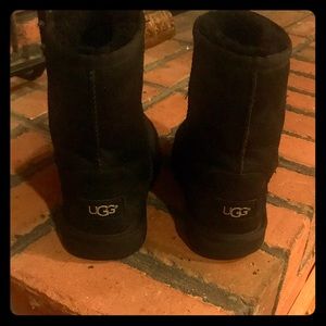 Uggs Kids Size 3 NWT